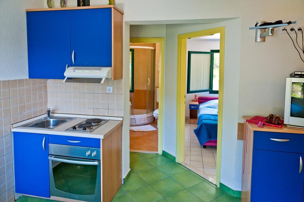 Apartment Bonaca Klek Ngoại thất bức ảnh