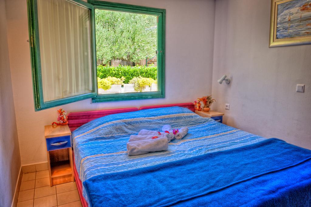 Apartment Bonaca Klek Ngoại thất bức ảnh