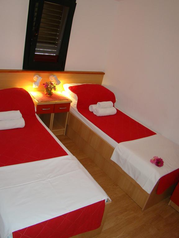 Apartment Bonaca Klek Ngoại thất bức ảnh