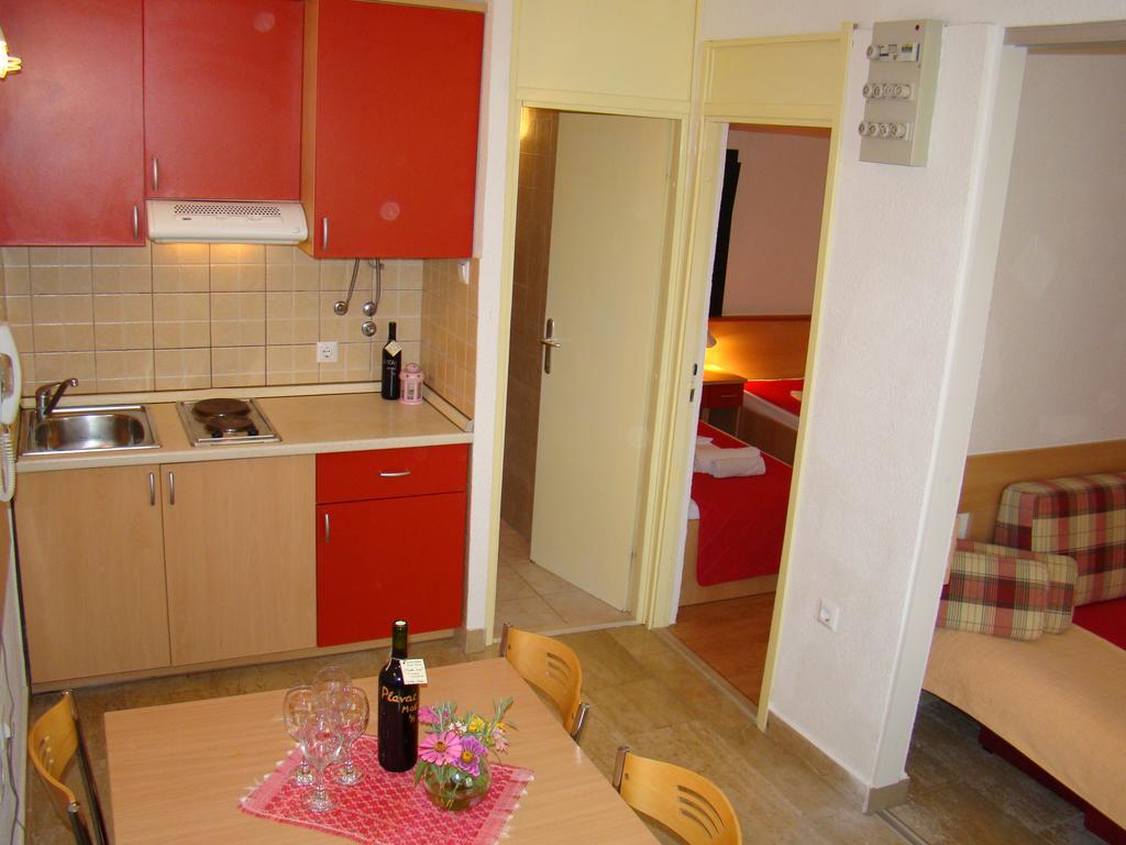 Apartment Bonaca Klek Ngoại thất bức ảnh