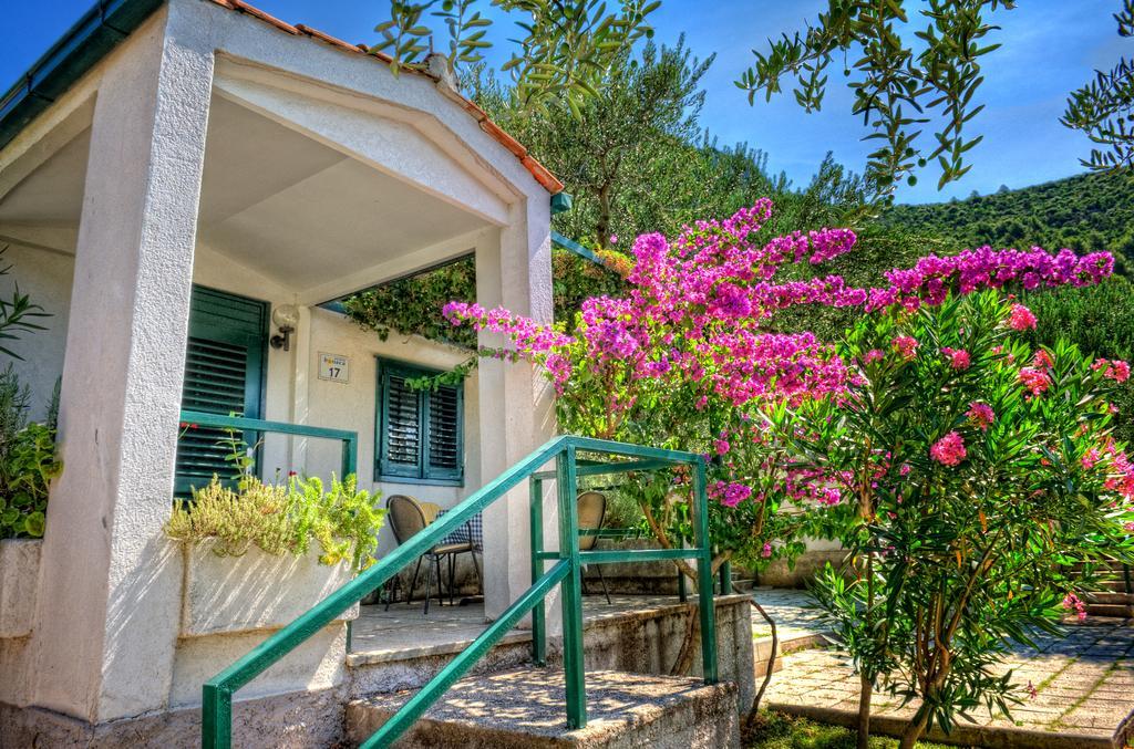 Apartment Bonaca Klek Ngoại thất bức ảnh